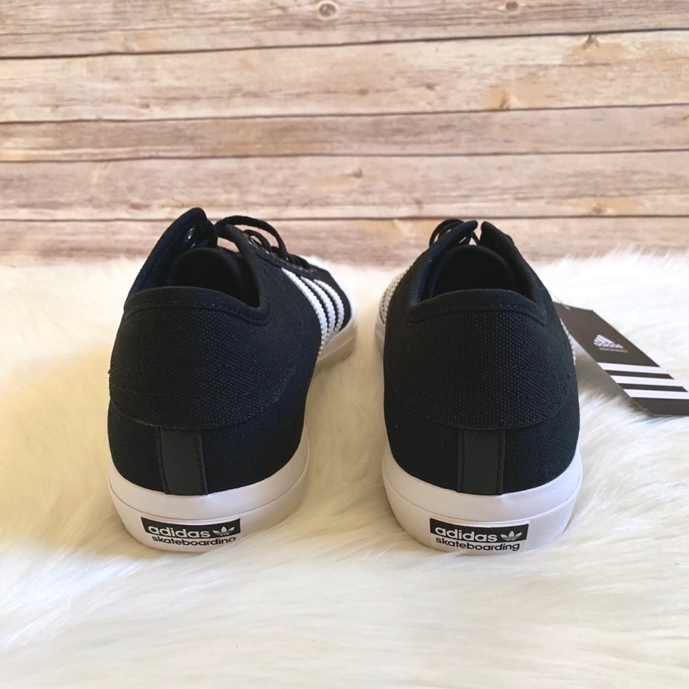 Adidas Matchcourt Shoes In Black/White - Picture 8 of 8